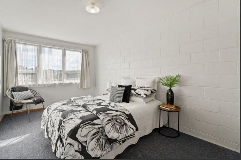 Photo of property in 70-72 Waihemo Street, Waitangirua, Porirua, 5024