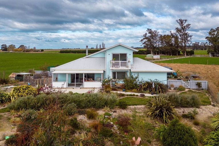 Photo of property in 179 Mcnamaras Road, Waimate, 7979