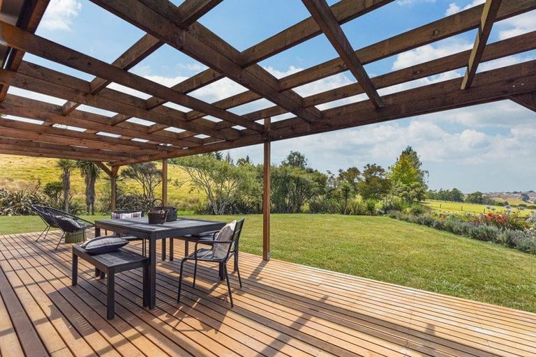 Photo of property in 73 Best Road, Upper Moutere, 7173