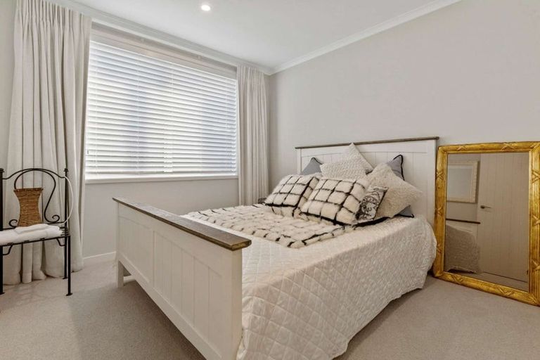 Photo of property in 63 The Boulevard, Papamoa Beach, Papamoa, 3118