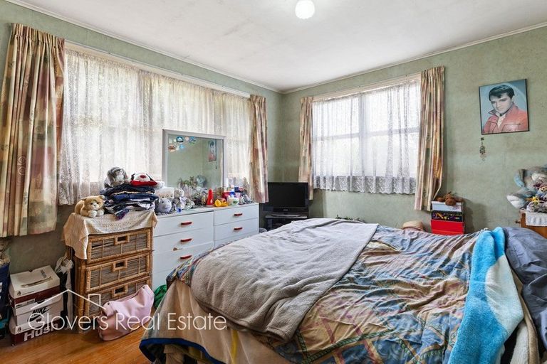 Photo of property in 72 Hepburn Road, Glendene, Auckland, 0602