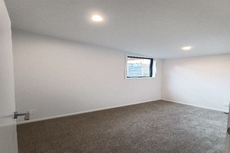 Photo of property in 12/33 Raukawa Street, Stokes Valley, Lower Hutt, 5019