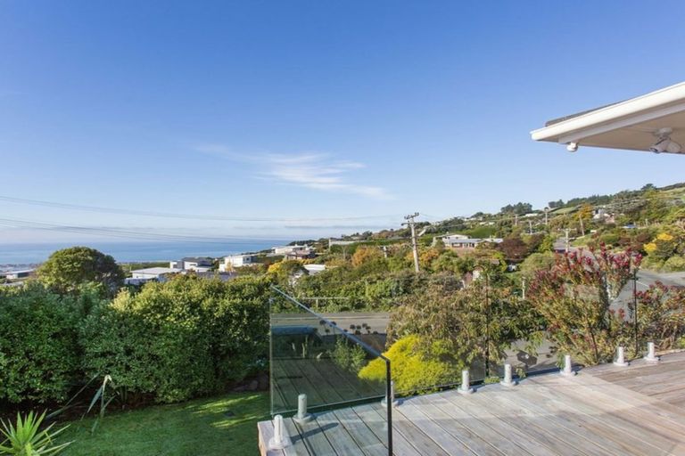 Photo of property in 2/54 Belleview Terrace, Mount Pleasant, Christchurch, 8081