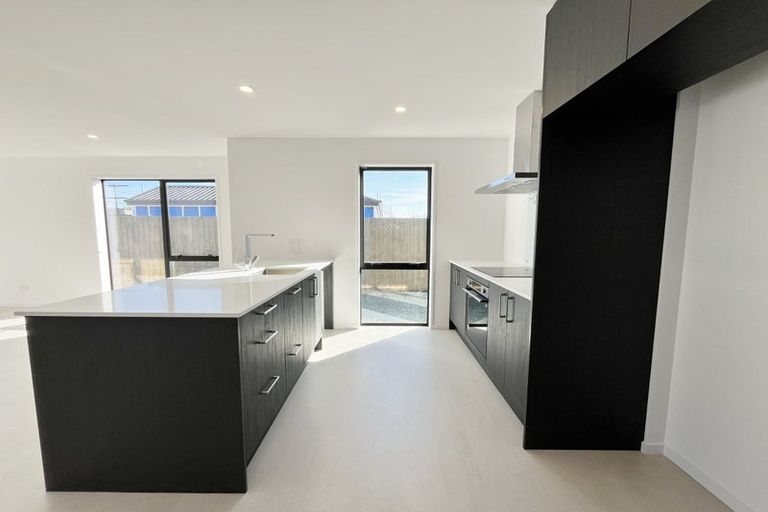 Photo of property in 30 Llew Summers Street, Belfast, Christchurch, 8051