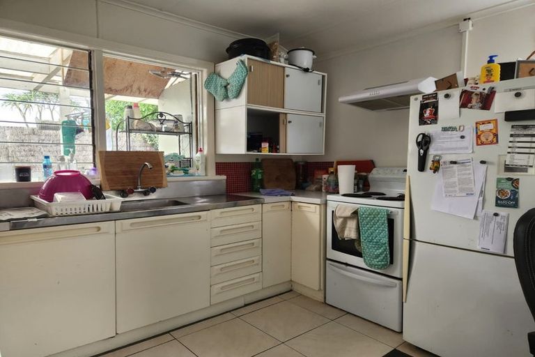 Photo of property in 7 Mcleod Street, Helensville, 0800