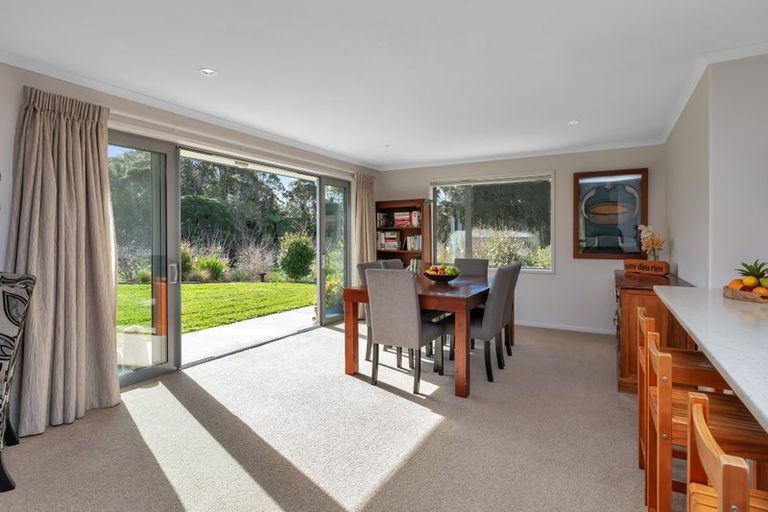 Photo of property in 9 Crawford Road, Maungakaramea, 0178