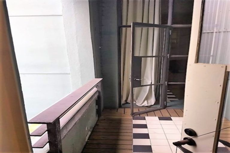 Photo of property in Dominion Apartments, 5/80 Victoria Street, Wellington Central, Wellington, 6011