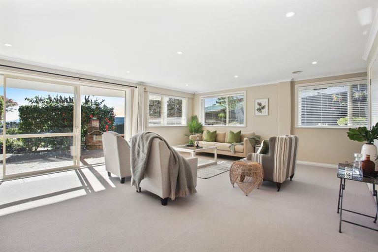 Photo of property in 150 Bleakhouse Road, Mellons Bay, Auckland, 2014