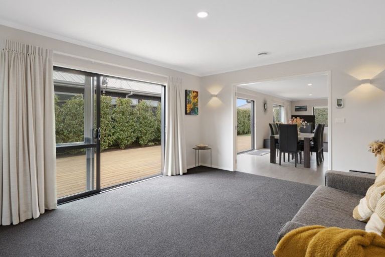 Photo of property in 20 Montia Close, Papamoa Beach, Papamoa, 3118