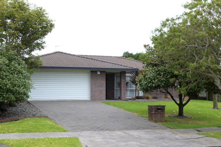 Photo of property in 14 Ben Nevis Place, Northpark, Auckland, 2013