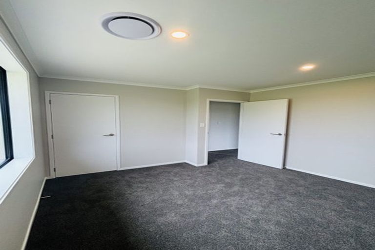 Photo of property in 909 State Highway 2, Opaki, Masterton, 5881