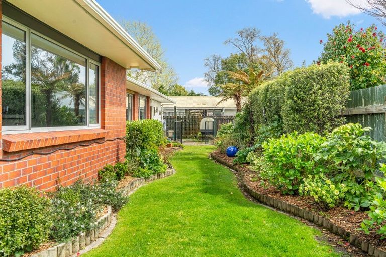 Photo of property in 1a Bracken Street, Wallaceville, Upper Hutt, 5018