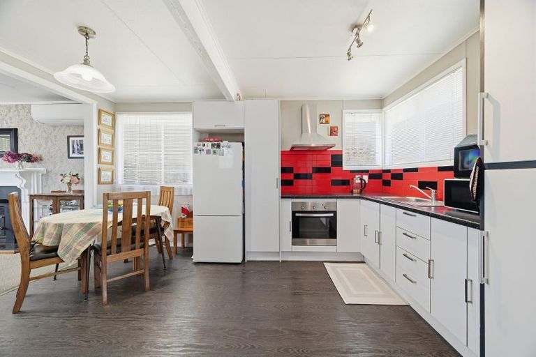 Photo of property in 17 Jameson Avenue, Fenton Park, Rotorua, 3010