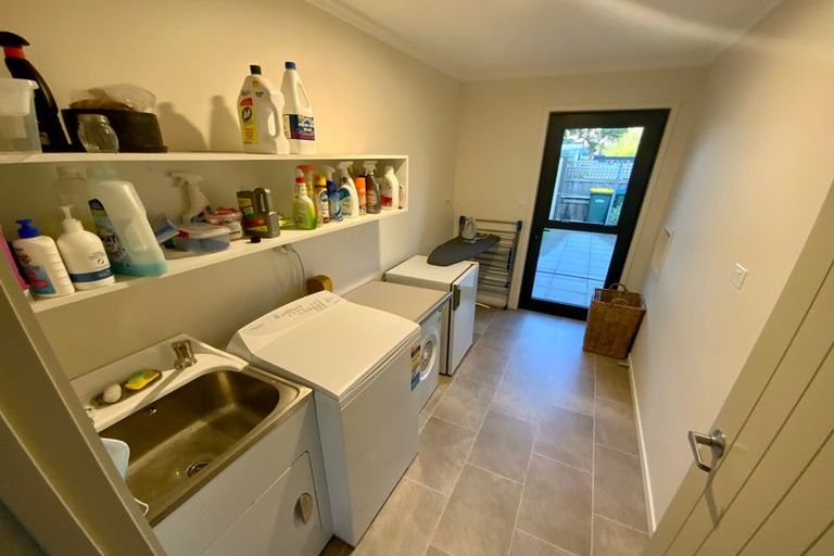 Photo of property in 12 Robertson Court, Cromwell, 9310