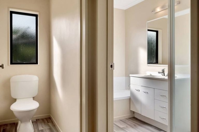 Photo of property in 58b Meadowland Street, Matua, Tauranga, 3110