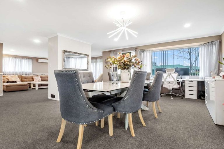 Photo of property in 16 Antrim Place, Nawton, Hamilton, 3200