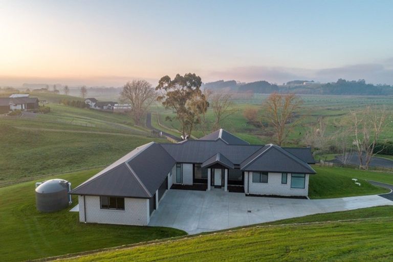 Photo of property in 23 Graham Mcrae Place, Whangamarino, Te Kauwhata, 3782