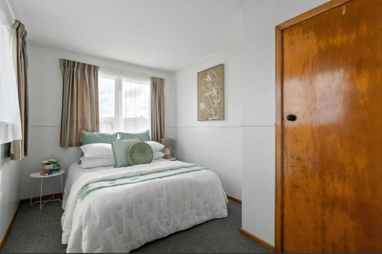 Photo of property in 70-72 Waihemo Street, Waitangirua, Porirua, 5024