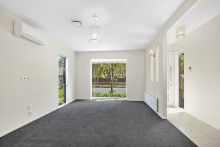 Photo of property in 3 Rubens Place, Burnside, Christchurch, 8053