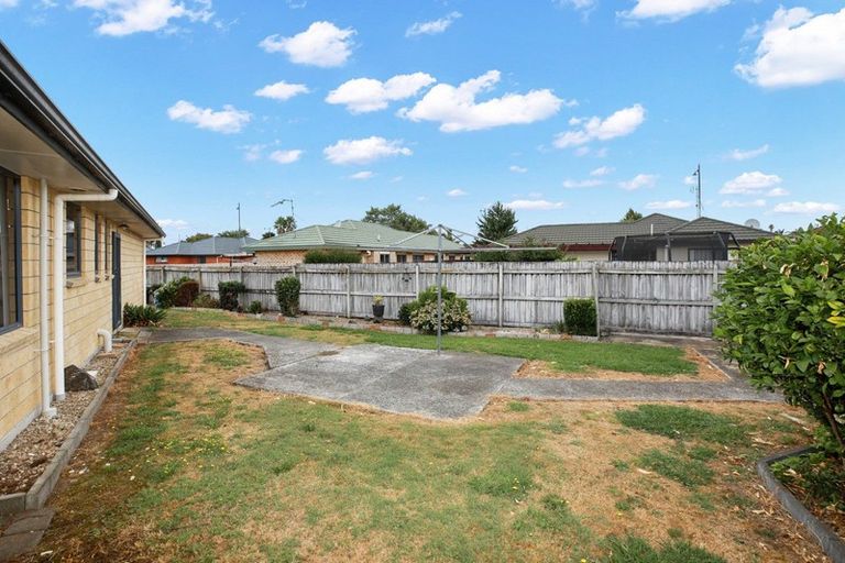 Photo of property in 17 Rochester Place, Nawton, Hamilton, 3200