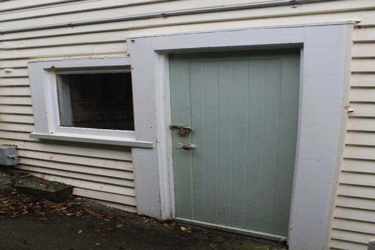 Photo of property in 2/87 Rakau Road, Hataitai, Wellington, 6021