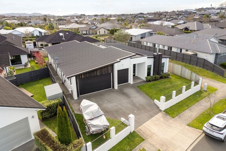 Photo of property in 27 Batten Drive, Flagstaff, Hamilton, 3210