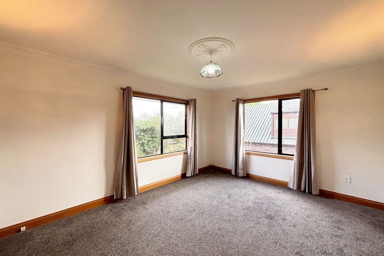 Photo of property in 86 Memorial Avenue, Ilam, Christchurch, 8053