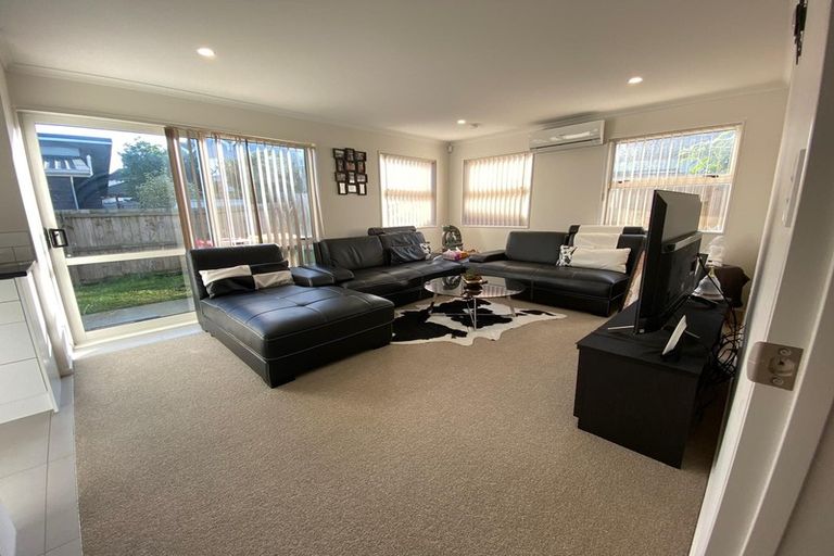 Photo of property in 56 Totara Meadows Court, Wiri, Auckland, 2104