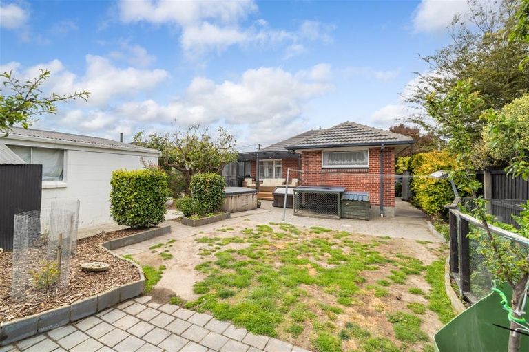 Photo of property in 39 Pembroke Street, Avondale, Christchurch, 8061