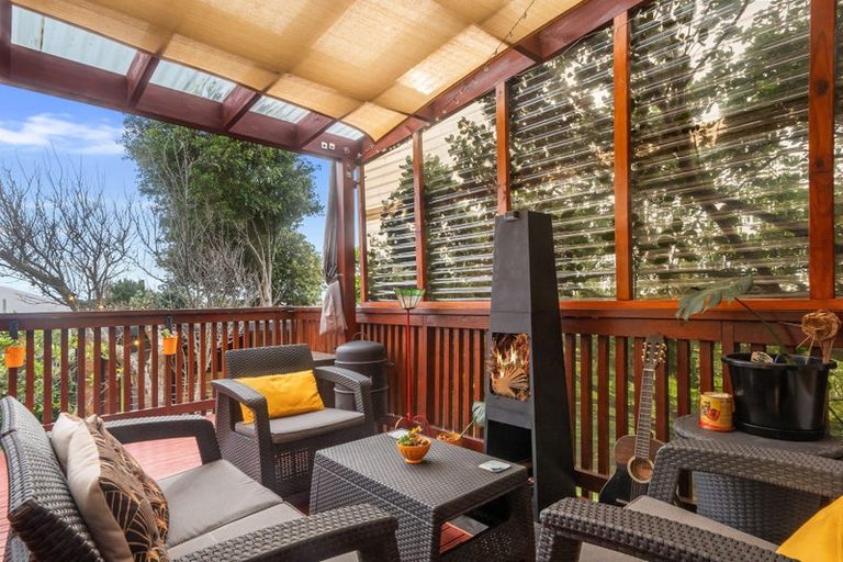 Photo of property in 28 Matenga Street, Waikanae, 5036