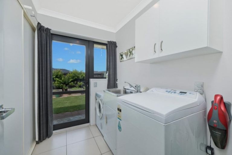 Photo of property in 64 Fairfield Way, Rolleston, 7614