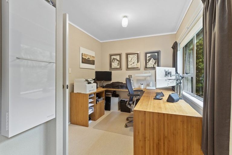 Photo of property in 3/34 Heathcote Road, Castor Bay, Auckland, 0620