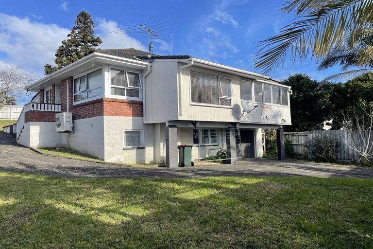 Photo of property in 3/61 Sunrise Avenue, Murrays Bay, Auckland, 0630