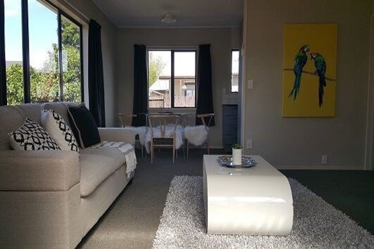 Photo of property in 23a Garland Drive, St Andrews, Hamilton, 3200