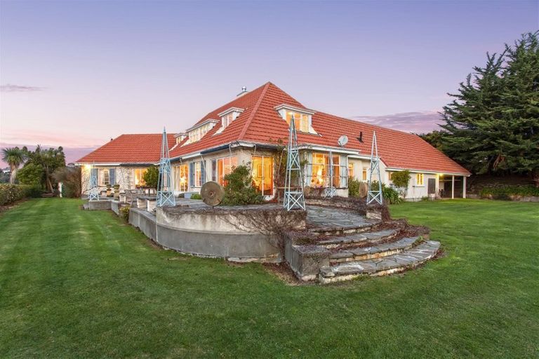 Photo of property in 39 Bengal Drive, Cashmere, Christchurch, 8022