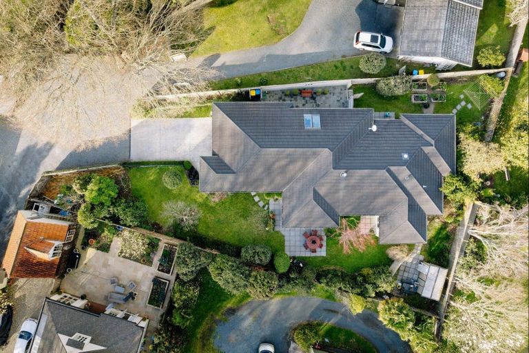 Photo of property in 61 Bowen Street, Cambridge, 3434