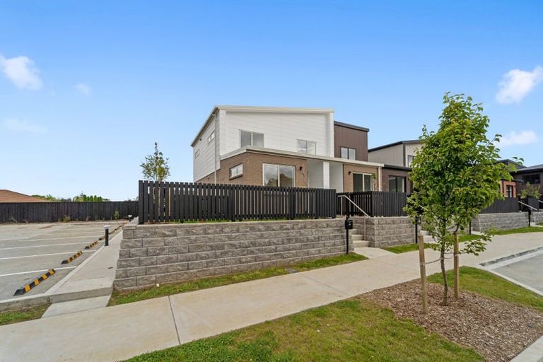 Photo of property in 67 Selo Street, Glen Eden, Auckland, 0602