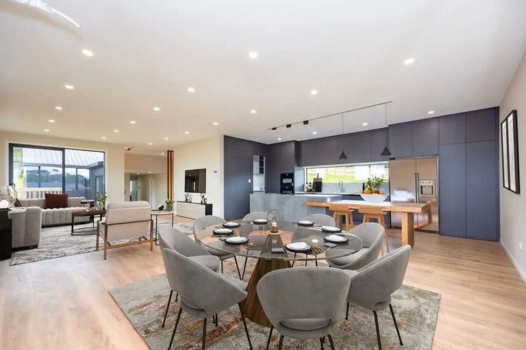 Photo of property in 30 Awanui Road, Red Beach, 0932