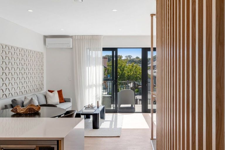 Photo of property in 32 Moore Street, Howick, Auckland, 2014