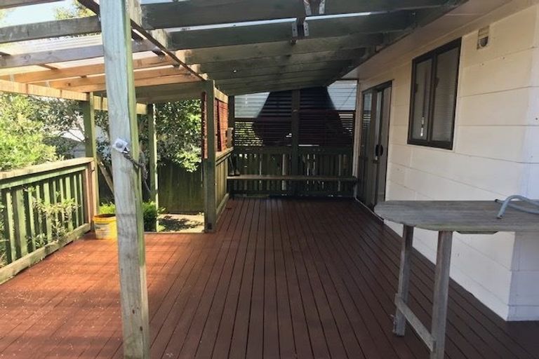 Photo of property in 4 Antalya Place, Manurewa, Auckland, 2102