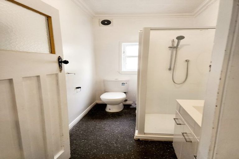 Photo of property in 95 Roxburgh Street, Mount Victoria, Wellington, 6011