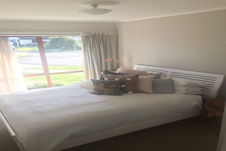 Photo of property in 14 Kilkenny Place, Fitzherbert, Palmerston North, 4410