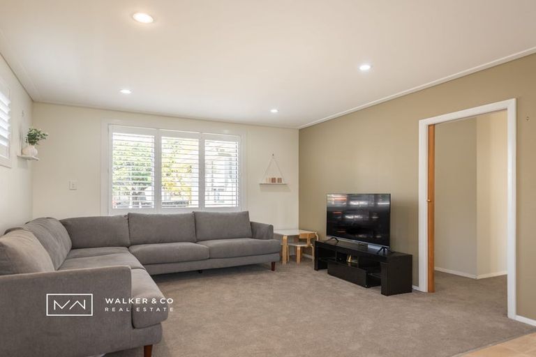 Photo of property in 31 Royal Street, Upper Hutt Central, Upper Hutt, 5018