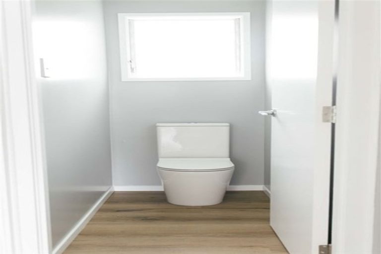 Photo of property in 24 Swainston Road, Saint Johns, Auckland, 1072