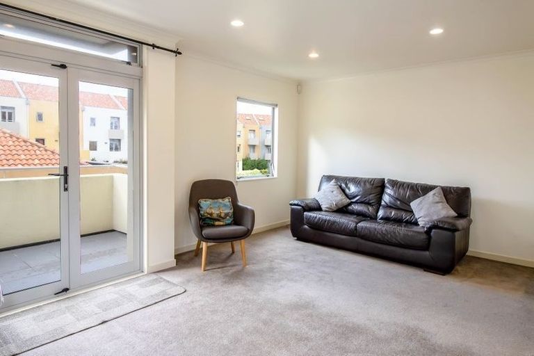 Photo of property in Marrakech Cafe, 79/305 Evans Bay Parade, Hataitai, Wellington, 6021