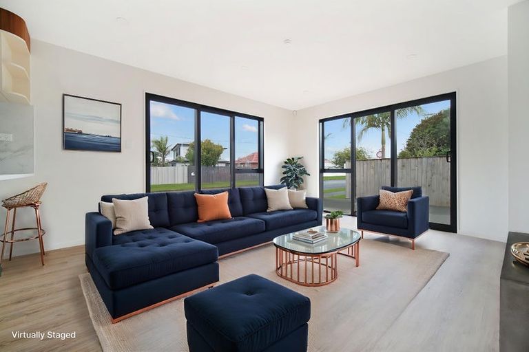 Photo of property in 8 Tiraumea Drive, Pakuranga, Auckland, 2010
