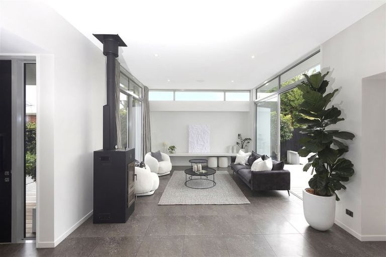 Photo of property in 176 Idris Road, Strowan, Christchurch, 8052