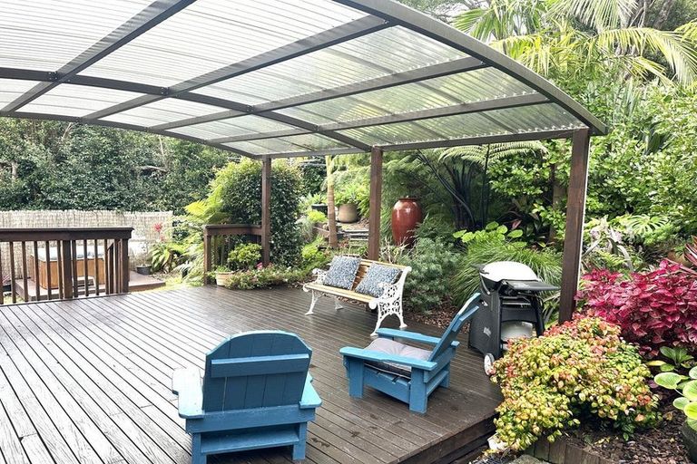 Photo of property in 6 Puketiro Place, Paihia, 0200