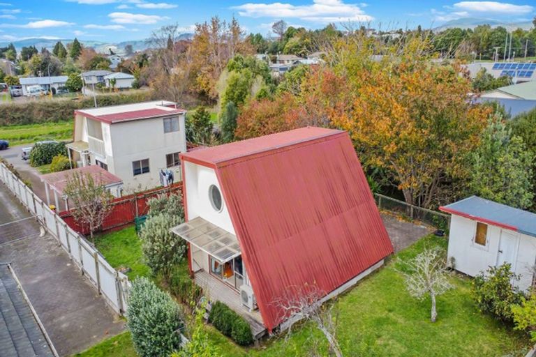 Photo of property in 28 Neil Road, Fairy Springs, Rotorua, 3015