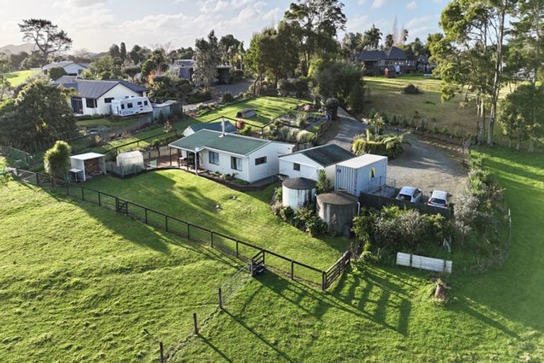 Photo of property in 1195a Pipiwai Road, Ruatangata West, Whangarei, 0176